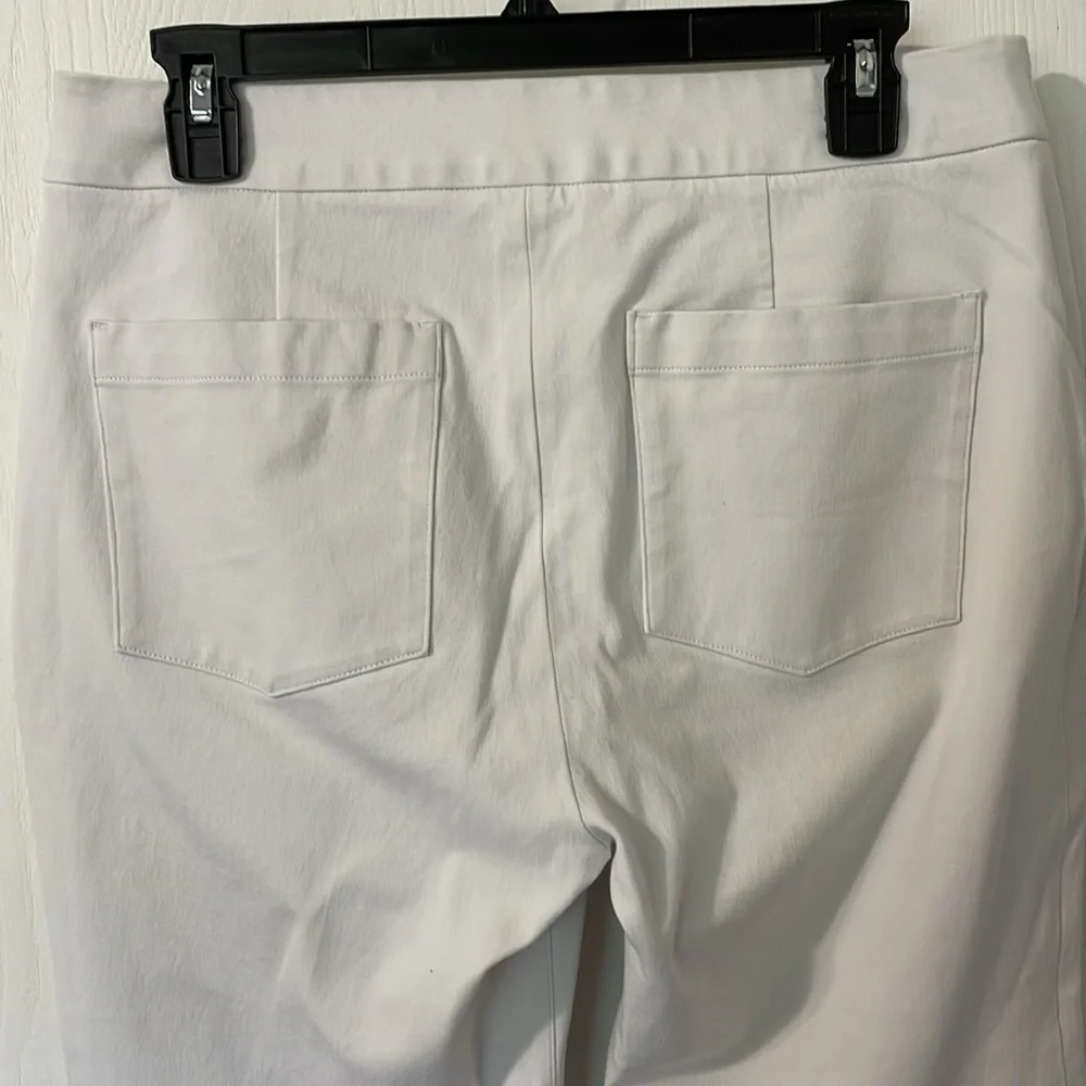 SPANX Like New White Flare Capris with Elastic Waistband Size Large - Picture 5 of 7